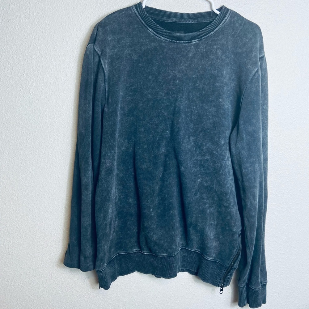RSQ Pullover Charcoal Sweater Size Medium